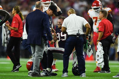 Houston Texans Star J.J. Watt Injures Knee Against Kansas City Chiefs - The Ringer