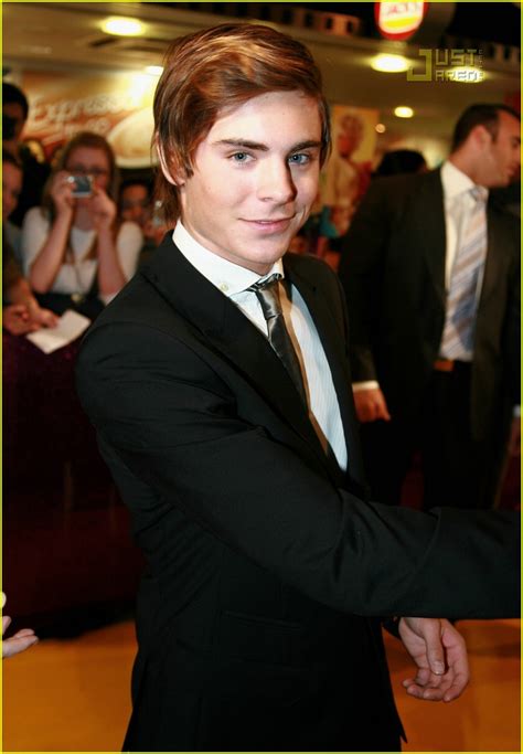 Zac Efron @ Hairspray Premiere Australia: Photo 565191 | Zac Efron ...