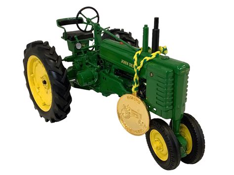 Lot - Ertl Diecast "John Deere Model B"