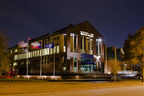 Federal Reserve Bank of Dallas - Houston Branch | The Housto… | Flickr