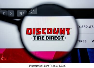 Discount Tire Logo Vector (.AI) Free Download