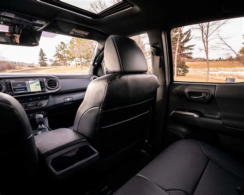 Tacoma TRD Pro Interior in black leather - Charlesglen Toyota