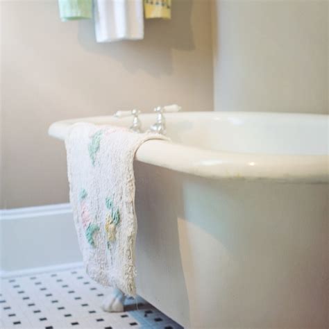 Fix Scratches In a Porcelain Tub » The Money Pit