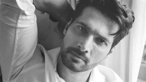 Aham Sharma Biography, Height, Age, TV Serials, Wife, Family, Salary, Net Worth, Awards, Photos ...