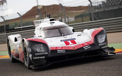 Motor Trend Test Drives Porsche 919 Hybrid Evo – P9XX