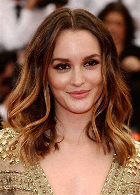 Top 10 Best Hairstyles For Big Foreheads Female