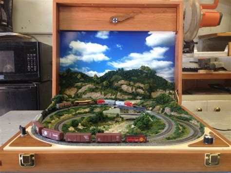 Z scale train in a briefcase | Z scale trains, Model trains, Model ...