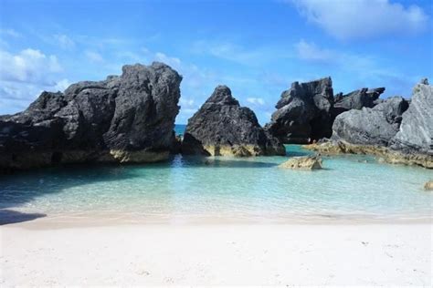 jobson's cove bermuda | Horseshoe bay, Bermuda cruises, Best places to travel