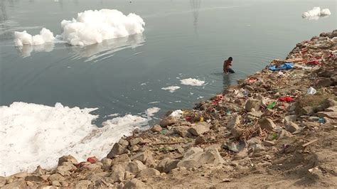 Yamuna - India's most polluted river - YouTube