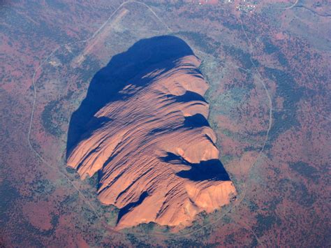 Over the top of Ayers Rock | Ayers Rock from QF9 at sunset o… | Flickr