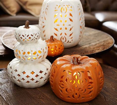 Remodelaholic | Beautiful and Easy Pumpkin Tablescape Ideas for Halloween and Thanksgiving