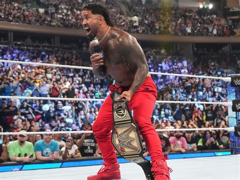 Roman Reigns Destroys The Usos In Smackdown Tribal Court, Jey Retaliates