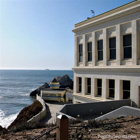 San Francisco's Cliff House. History and visiting tips.