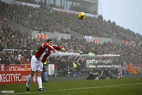 Rory Delap Of Stoke City Photos and Premium High Res Pictures - Getty ...