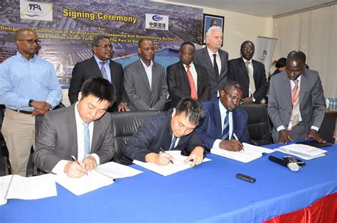 Tanzania inks deal to expand Dar es Salaam port - Ships & Ports