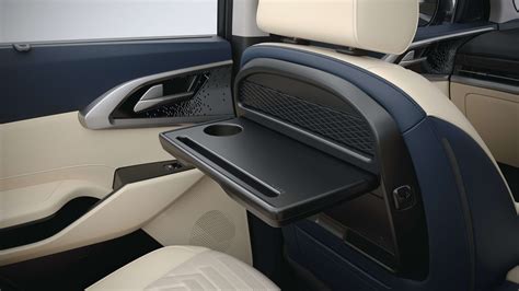 Kia Carens Interior Images | 360° View | Experience In VR