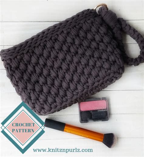 Wristlet purse crochet free pattern - tshirt yarn and crochet patterns