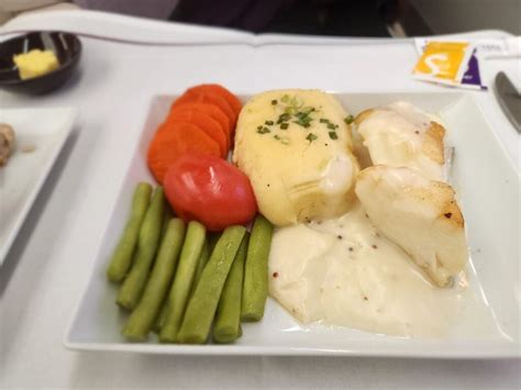 Thai Airways Business Class Food Review with photos