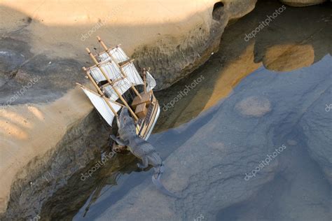 Crocodile attacks ship — Stock Photo © kidalvs #4830012