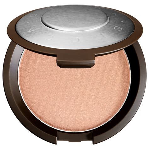 Becca Cosmetics Wins Best Highlighter In The US: Review