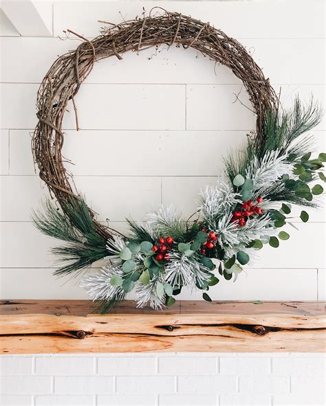 Simple and Quick Farmhouse Christmas Wreath DIY Tutorial - Cotton Stem