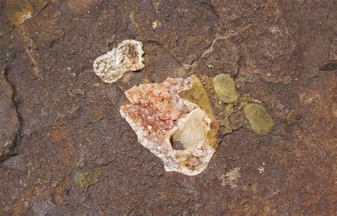 Large quartz-laumontite amygdules in quartz tholeiite basa… | Flickr