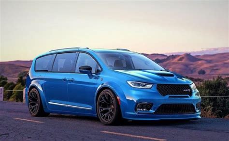 Chrysler Pacifica SRT Hellcat Could Be 'The Mother of Minivans'