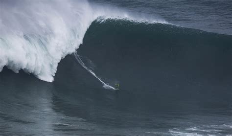 Surf de gros : comment Garrett McNamara a découvert Nazaré