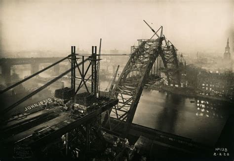 Rare Historical Photos of Construction of the Tyne Bridge in Newcastle upon Tyne