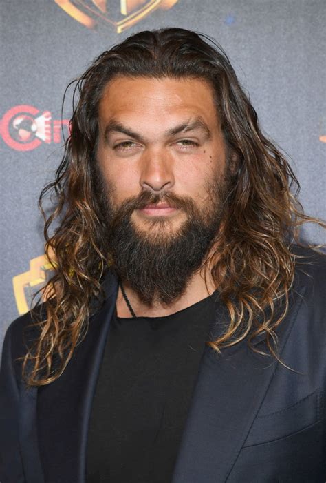 This Couple Took The Perfect Picture With Jason Momoa And Its Hilarious AF