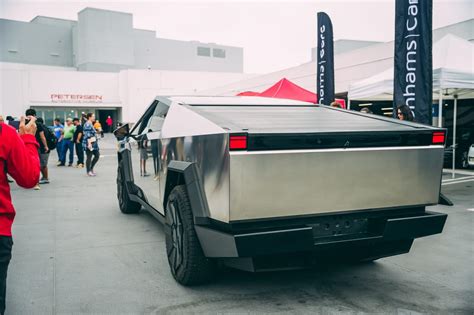 (Pics) Auto evolution wrote an article about cars and coffee cybertruck ...