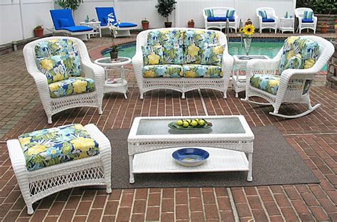 White Palm Springs Outdoor Resin Wicker Furniture