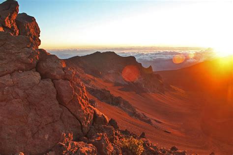 Reservations through park service now required to enter Haleakala for sunrise (See for reservat ...