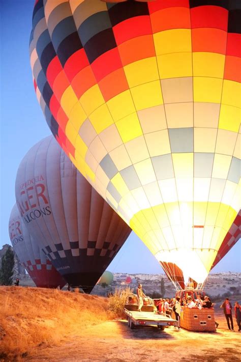 10 Things to Know Before You Go Hot Air Ballooning in Cappadocia, Turkey | Yoga, Wine & Travel