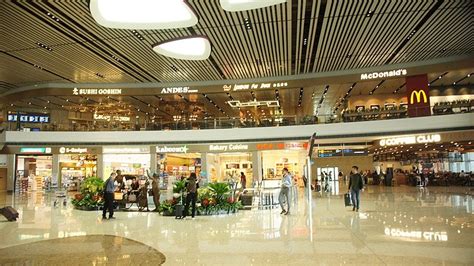 Singapore postpones construction of Changi Airport Terminal 5