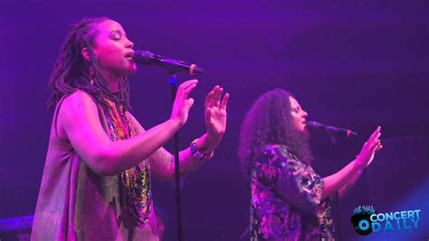 Floetry performs "Say Yes" Live at the Howard Theatre - YouTube