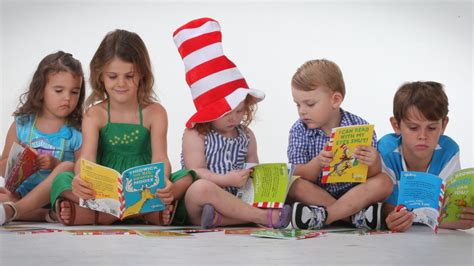 Reading Dr Seuss Books To Your Child. Why And How To Do It