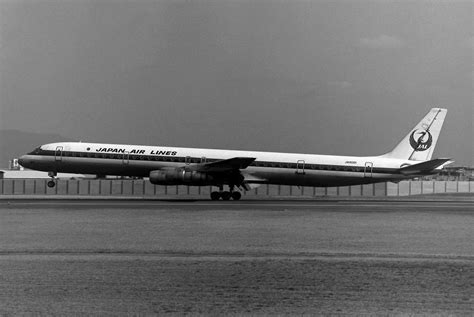 #OnThisDay in 1982, Japan Airlines Flight 350 is deliberately flown ...