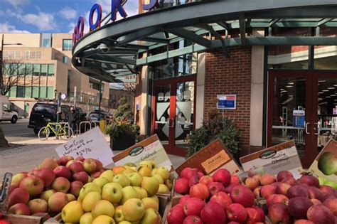 Farmer's Market | Penn Dining