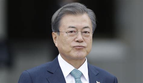 EDITORIAL: President Moon Jae-in arrives determined to kick-start ...