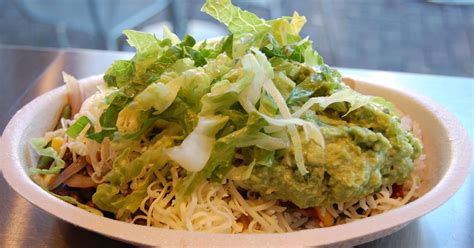 A Chipotle Burrito Bowl Recipe You Can Make At Home In 6 Easy Steps ...