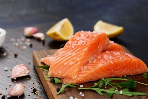 5 Healthiest Fish to Eat, According to Experts - Parade