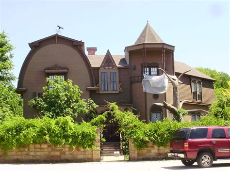 Life at 55 mph: The Munster Mansion in Waxahachie, Texas. This family has spent years turning ...