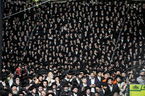 At least 45 crushed to death in stampede at overcrowded Lag Ba’omer event in Israel – The Forward