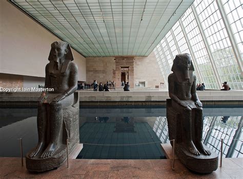 Egyptian Temple of Dendur at Metropolitan Museum of Art in Manhattan , New York City, USA | iain ...