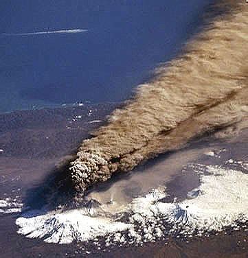 Plinian Eruption - Universe Today