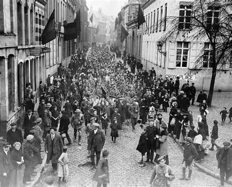 Armistice Day 1918 - CoventryLive