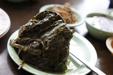 Laulau, Traditional Hawaiian Food | YOU TSR | Flickr