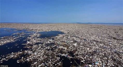 'Isla de plástico' del Pacífico, casi tan grande como México