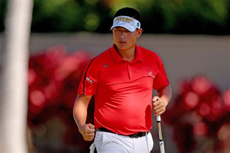 Carl Yuan loses ball near hospitality tent, gets questionable free drop after PGA Tour official ...